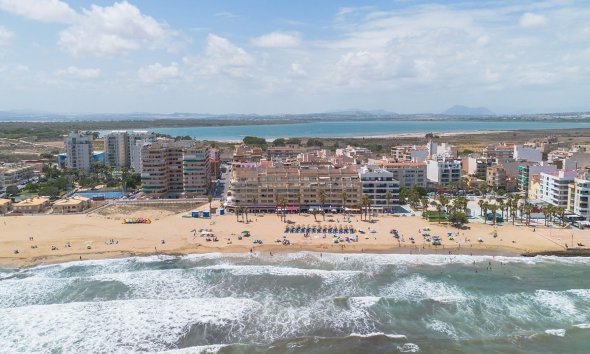 Resale - Apartment - La Mata - Playa