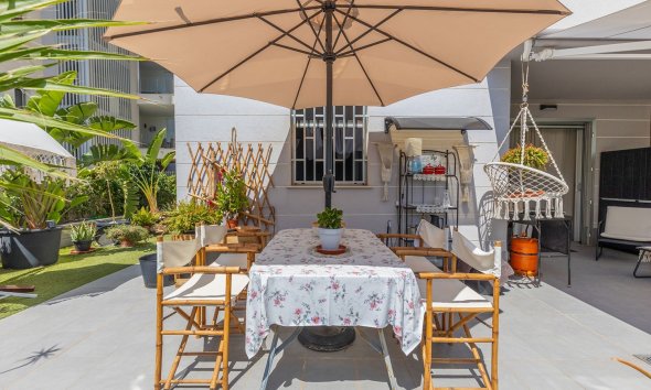 Resale - Bungalow - La Mata - Playa