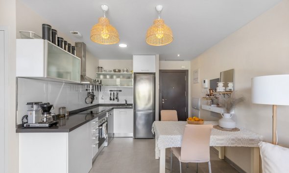 Resale - Bungalow - La Mata - Playa