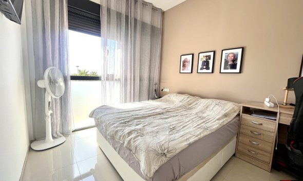 Resale - Apartment - Orihuela Costa - Los Dolses