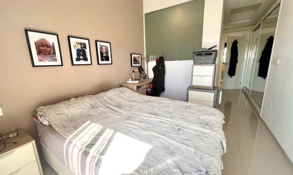 Resale - Apartment - Orihuela Costa - Los Dolses