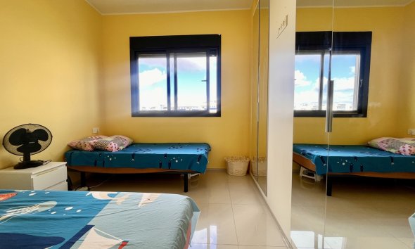 Resale - Apartment - Orihuela Costa - Los Dolses