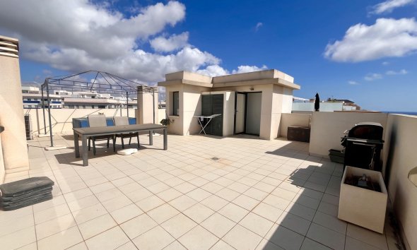 Resale - Apartment - Orihuela Costa - Los Dolses