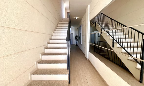 Resale - Apartment - Orihuela Costa - Los Dolses