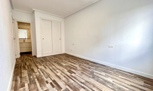 Reventa - Apartamento - San Miguel de Salinas