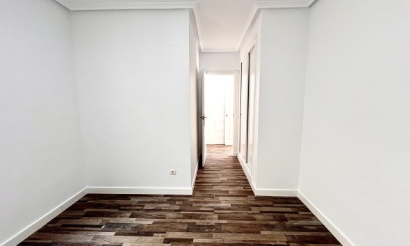 Reventa - Apartamento - San Miguel de Salinas