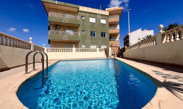 Reventa - Apartamento - San Miguel de Salinas