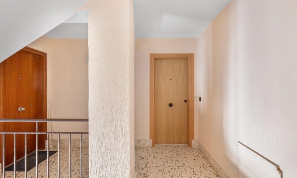 Resale - Apartment - Torrevieja - La Mata pueblo