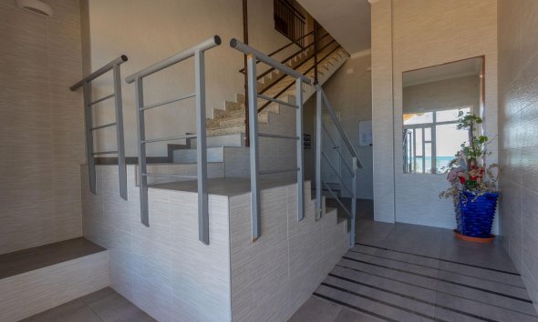 Resale - Apartment - Torrevieja - La Mata pueblo