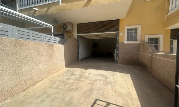 Resale - Terraced house / Townhouse - Algorfa - Montemar