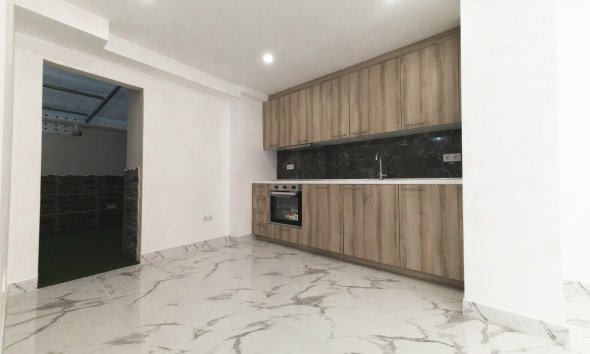 Resale - Apartment - Torrevieja - Playa de los Naufragos