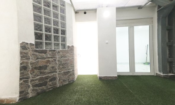 Resale - Apartment - Torrevieja - Playa de los Naufragos