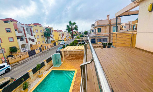 Reventa - Villa - Orihuela Costa