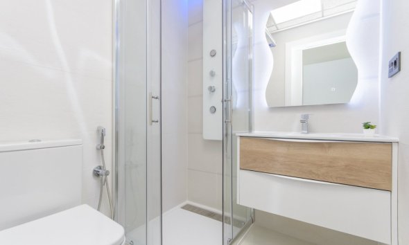 Rynek Pierwotny - Bungalow / Domek parterowy - Torrevieja - Los Balcones