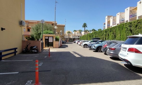 Resale - Terraced house / Townhouse - Orihuela Costa - Cabo Roig