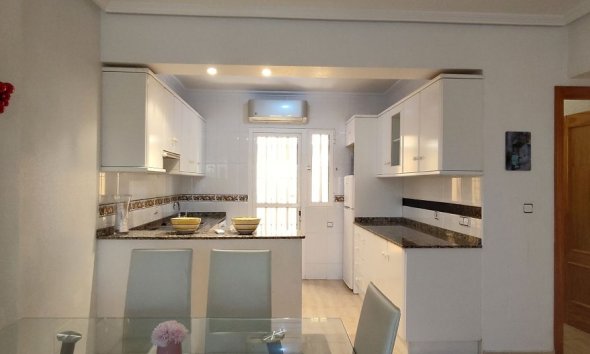 Resale - Terraced house / Townhouse - Orihuela Costa - Cabo Roig