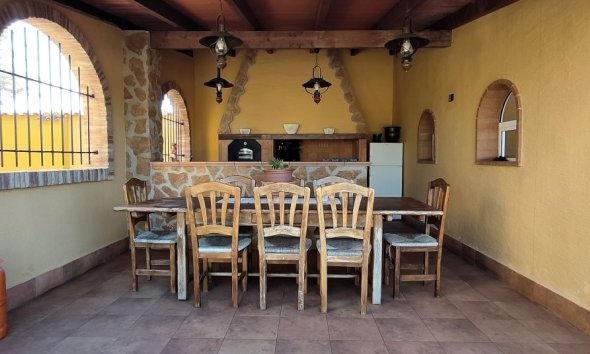 Resale - Estate / Farm / Plot - Orihuela