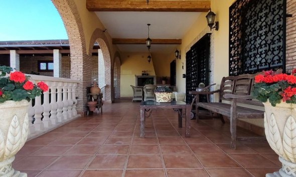 Resale - Estate / Farm / Plot - Orihuela