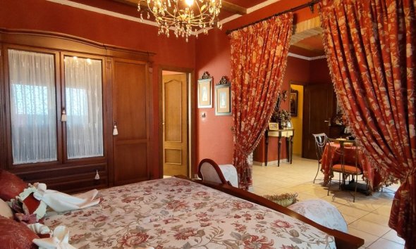 Resale - Estate / Farm / Plot - Orihuela