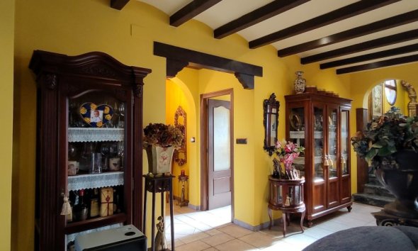 Resale - Estate / Farm / Plot - Orihuela