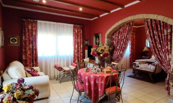 Resale - Estate / Farm / Plot - Orihuela