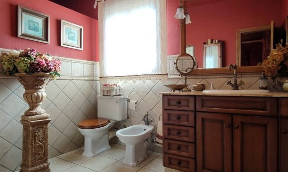 Resale - Estate / Farm / Plot - Orihuela