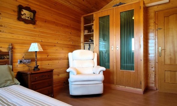 Resale - Estate / Farm / Plot - Orihuela