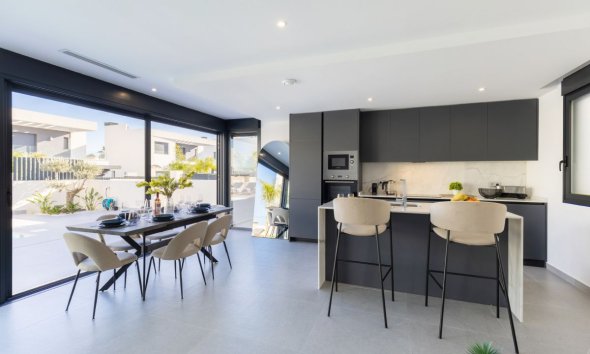 Rynek Wtórny - Willa - Algorfa