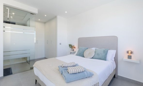 Rynek Wtórny - Willa - Algorfa