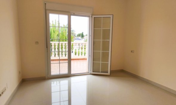 Resale - Villa - Orihuela Costa - Cabo Roig