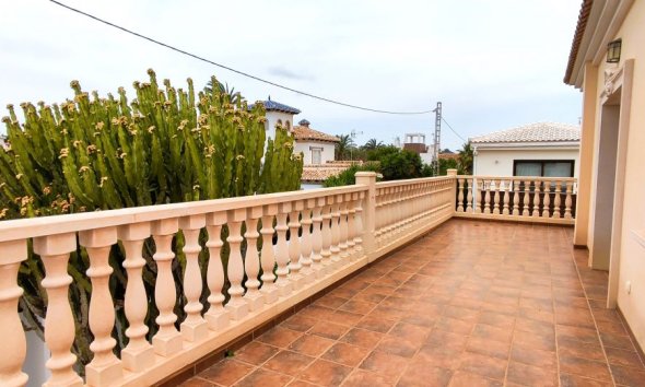 Resale - Villa - Orihuela Costa - Cabo Roig