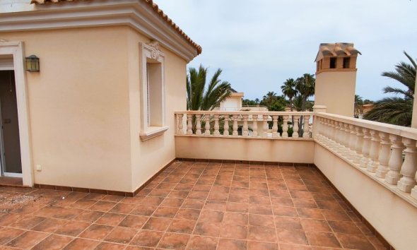 Resale - Villa - Orihuela Costa - Cabo Roig