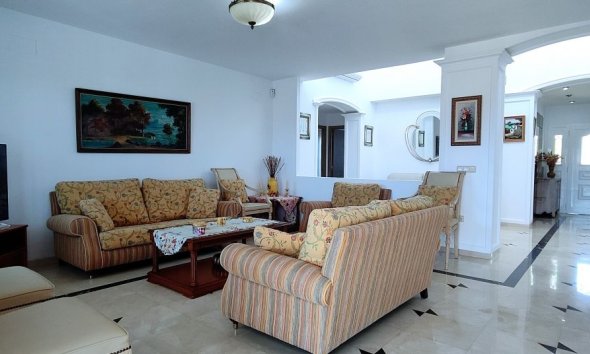 Resale - Villa - ALBIR