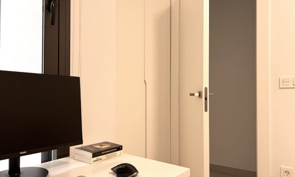 Resale - Apartment - Torrevieja - Playa del Cura