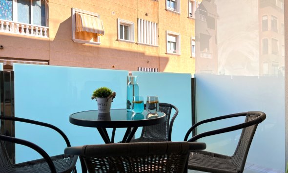 Resale - Apartment - Torrevieja - Playa del Cura
