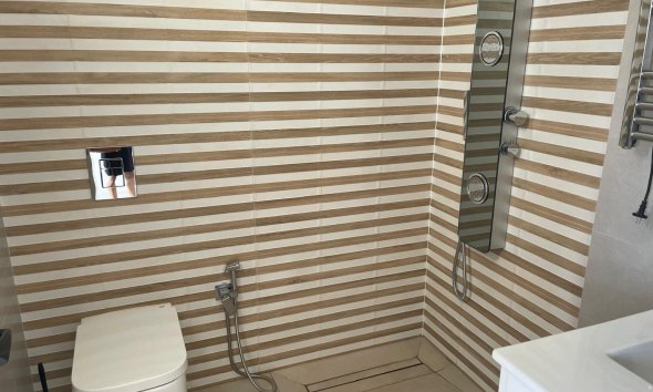 Resale - Villa - Torrevieja - Los Balcones