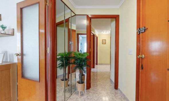 Resale - Apartment - Torrevieja - torrevieja