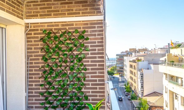 Resale - Apartment - Torrevieja - torrevieja