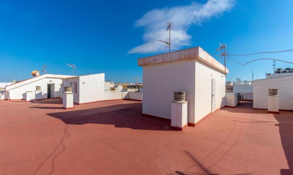 Resale - Apartment - Torrevieja - torrevieja