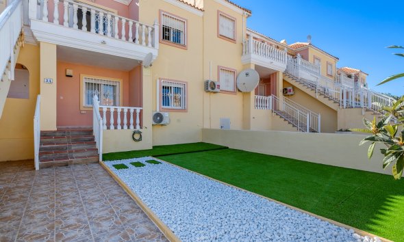 Resale - Apartment - San Miguel de Salinas - Orihuela Costa