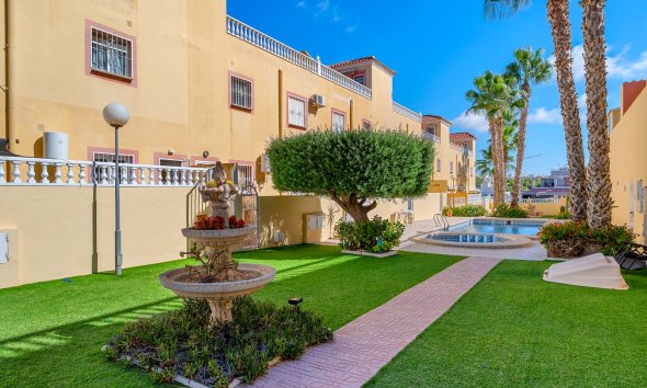Resale - Apartment - San Miguel de Salinas - Orihuela Costa