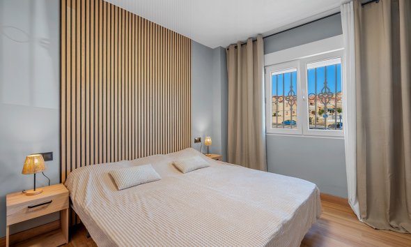 Resale - Apartment - San Miguel de Salinas - Orihuela Costa