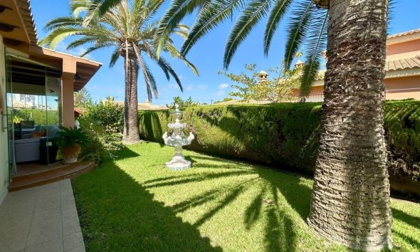 Resale - Villa - Orihuela Costa - Cabo Roig