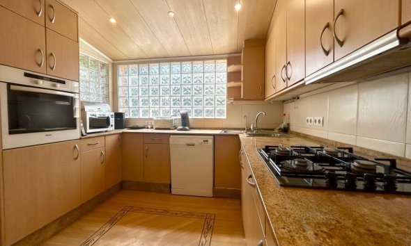 Resale - Villa - Orihuela Costa - Cabo Roig