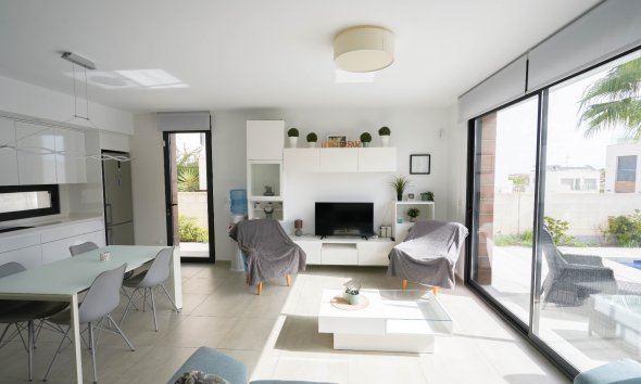 Rynek Wtórny - Willa - Benijofar