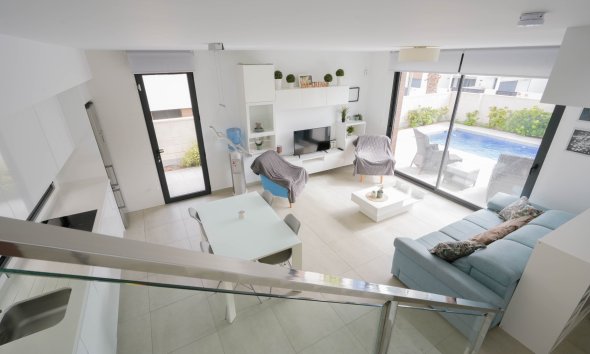 Rynek Wtórny - Willa - Benijofar