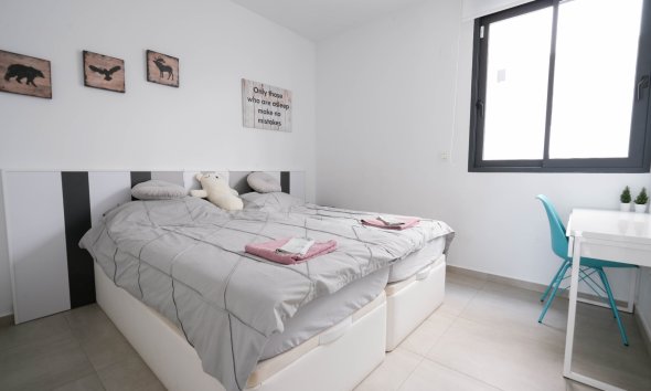 Rynek Wtórny - Willa - Benijofar