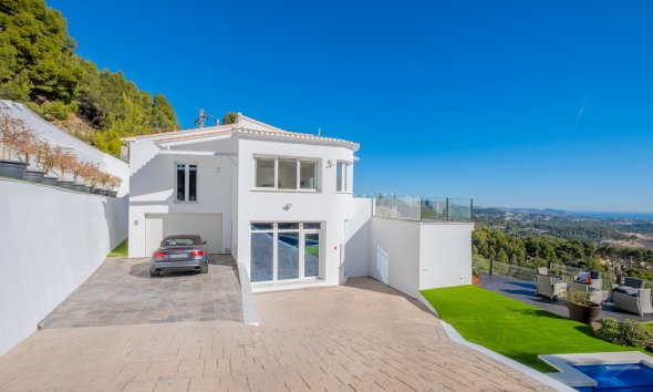 Resale - Villa - Calpe