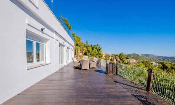 Resale - Villa - Calpe