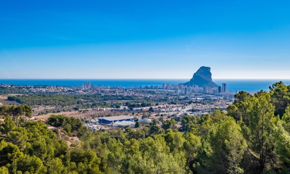 Resale - Villa - Calpe